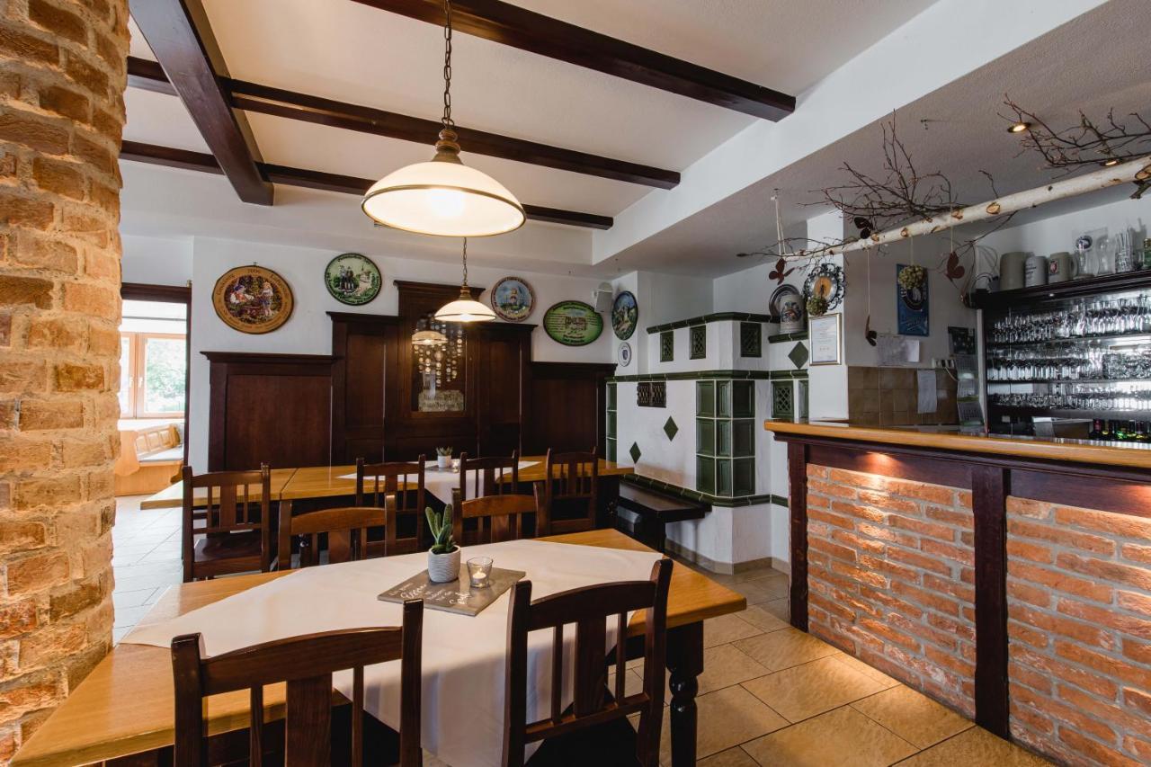 Gasthaus Hotel Ostermeier Attenkirchen エクステリア 写真