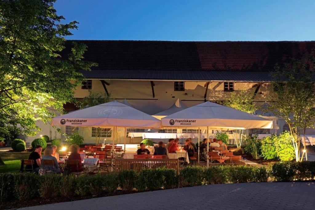 Gasthaus Hotel Ostermeier Attenkirchen エクステリア 写真